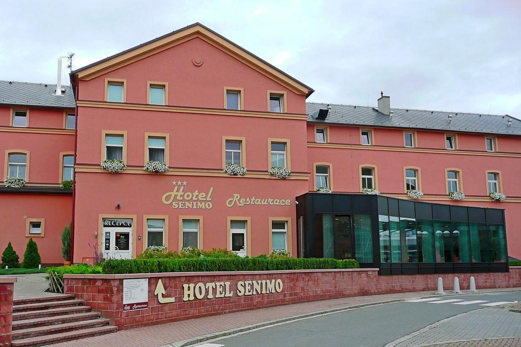 Hotel Senimo Alamóc Kültér fotó